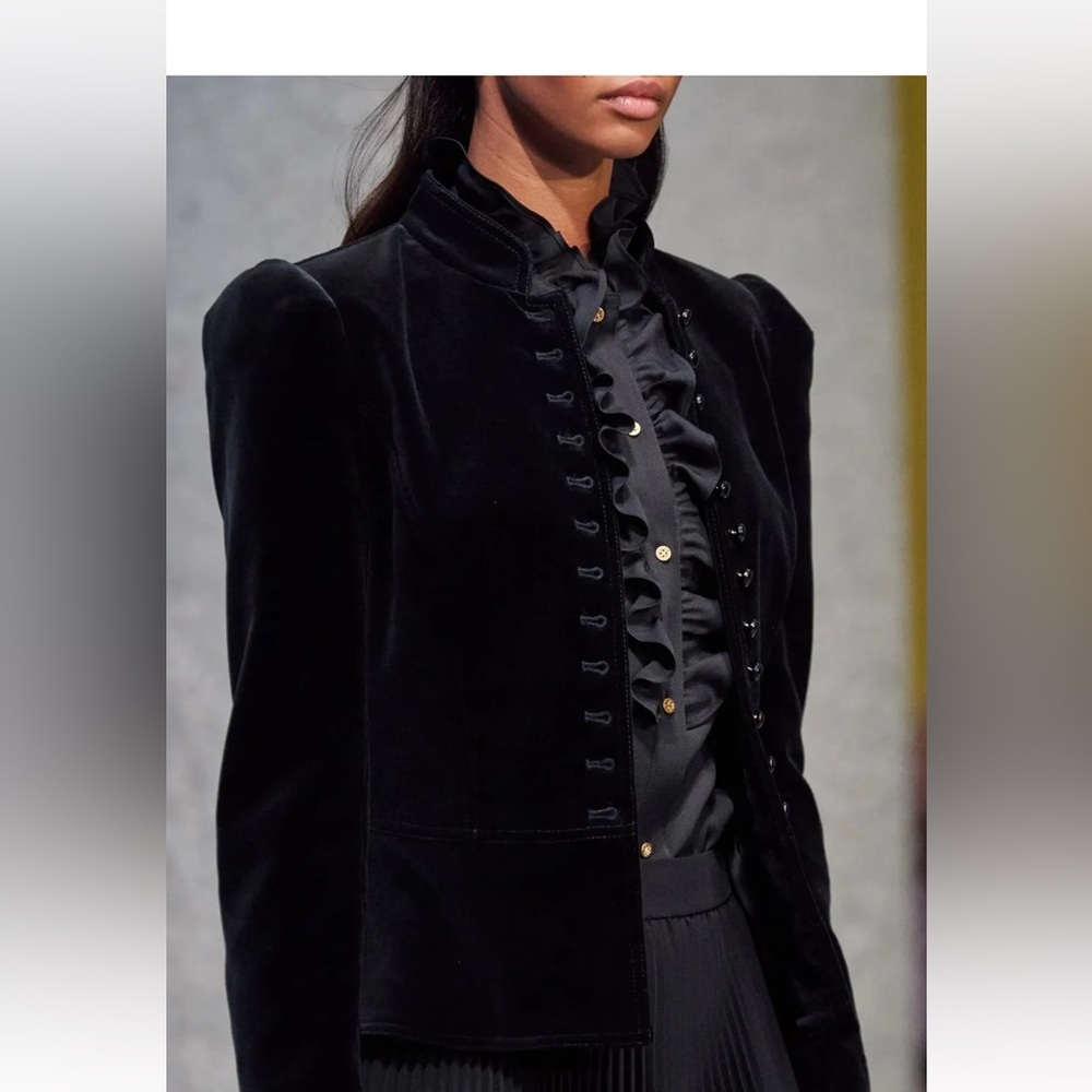 Tory Burch Shrunken Black Velvet Military Jacket Blazer Size 2 NWOT